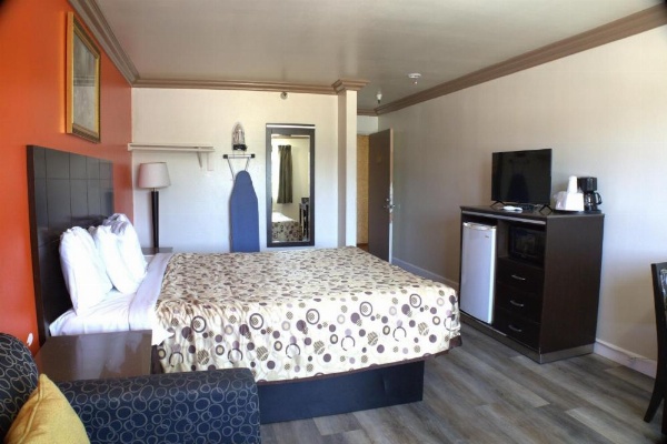 Lambert Inn image 30