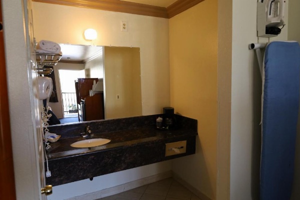 Lambert Inn image 35