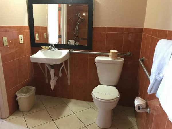 Lambert Inn image 43